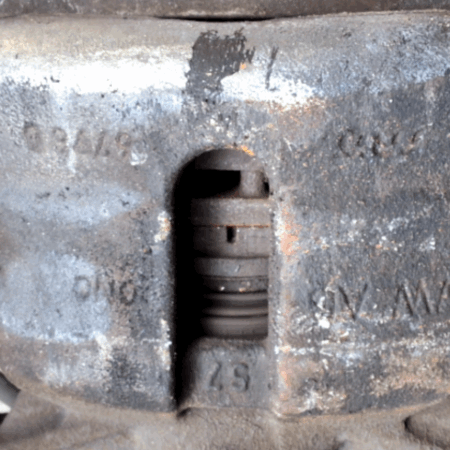 VW Passat  Bremszange Bremssattel vorne