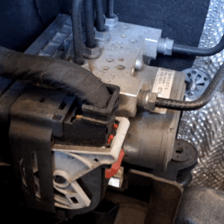 VW Golf  ABS Bremsaggregat