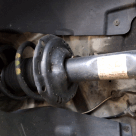 VW Passat  Federbein Stossdämpfer vorne