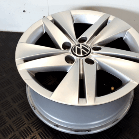 VW Golf 8  Alufelgen