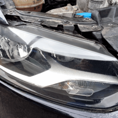 VW Polo  Scheinwerfer rechts