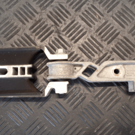 Volvo XC60  Motorbock Motorhalter