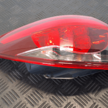 Mazda 6  Rückleuchte links