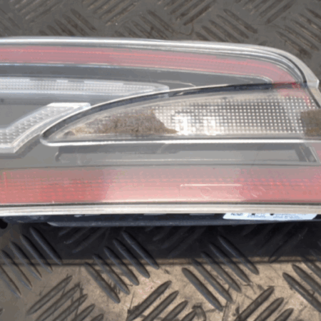 Tesla Model S  Rückleuchte links