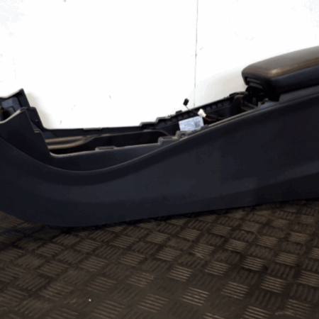 Mercedes-Benz GLA GLA Armlehne