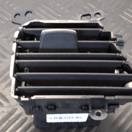 Tesla Model S  Luftdüssen innenraum