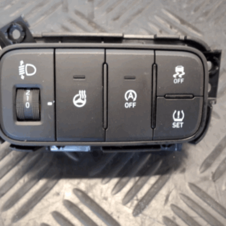 Hyundai i20  Schalter sonstige