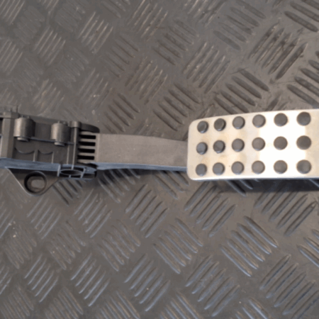 Mercedes-Benz A-CLASS  Gaspedal