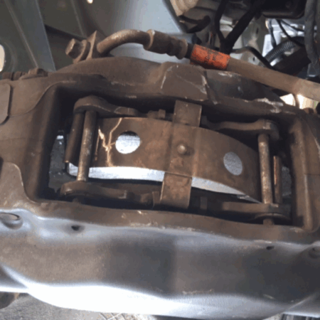 Tesla Model S  Bremszange Bremssattel vorne