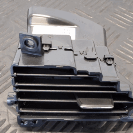 Tesla Model S  Luftdüssen innenraum