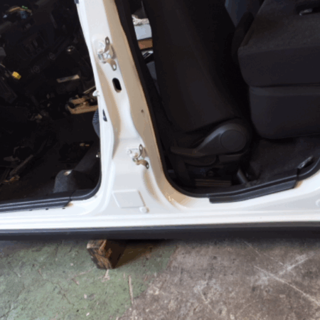 Suzuki Ignis  Verkleidung Schweller