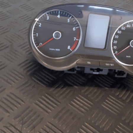 VW Polo  Kombiinstrument Tacho