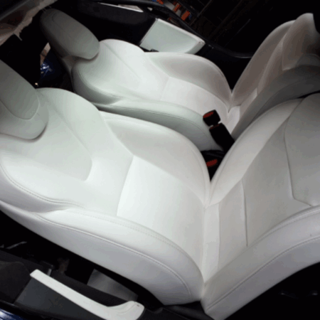 Tesla Model S  Beifahrersitz