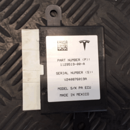 Tesla Model S  Steuergerät Einparkhilfe