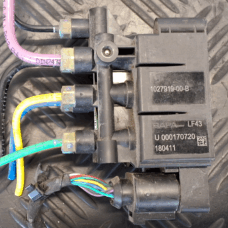 Tesla Model S  Ventilblock (Magnetventil)