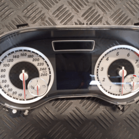Mercedes-Benz A-CLASS  Kombiinstrument Tacho