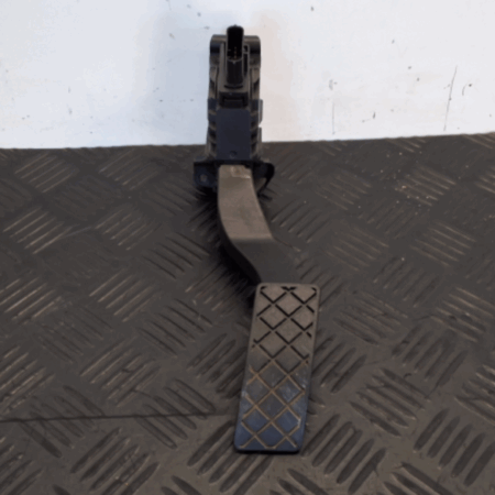 VW Golf 7  Gaspedal