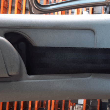 VW Touran  Sicherheitsgurte vorne