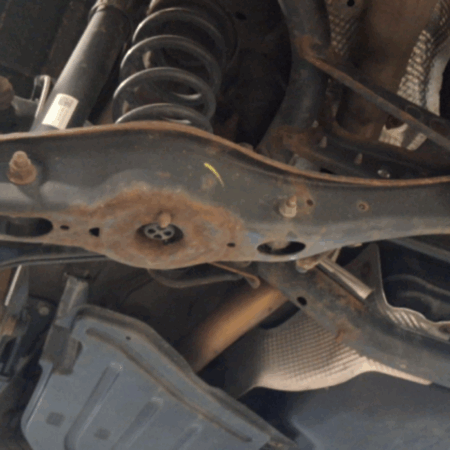 Skoda Octavia  Querlenker hinten links