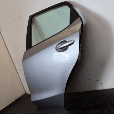 Mazda 2  Türe hinten