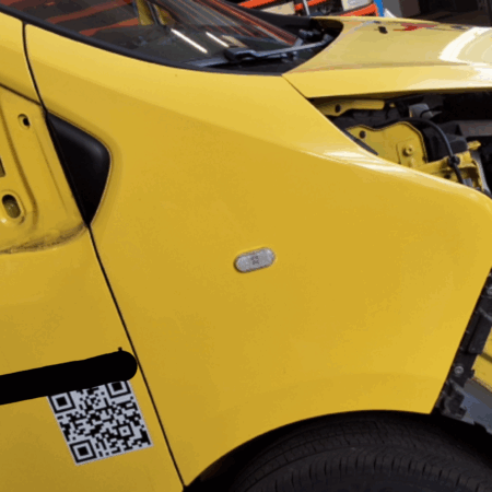 Opel Vivaro  Kotflügel vorn