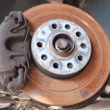 VW Touran  Achsschenkel vorne links