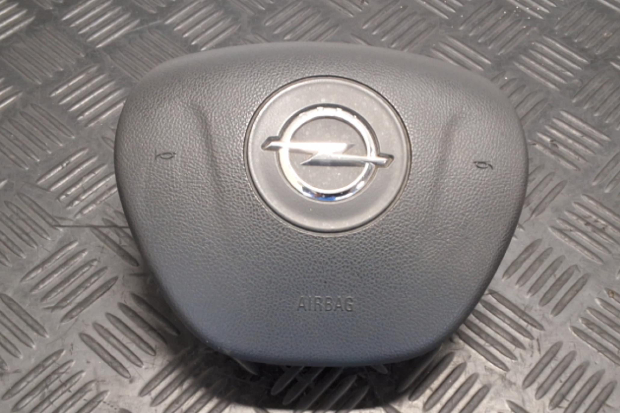 Opel Vivaro  Fahrerairbag