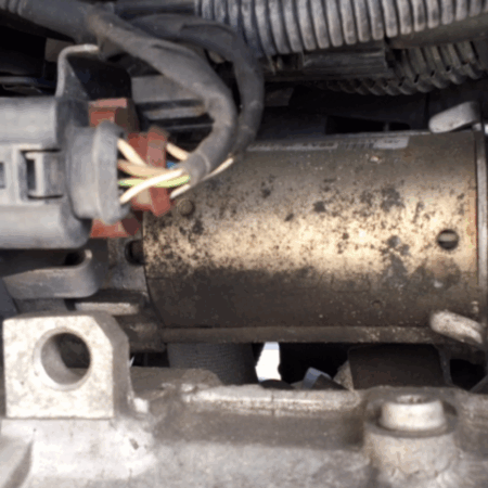 VW Touran  Anlasser