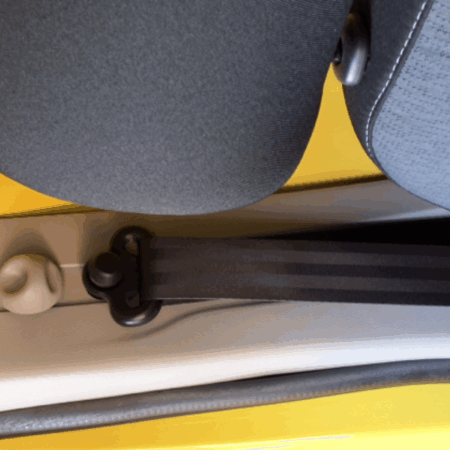 Opel Vivaro  Sicherheitsgurte vorne