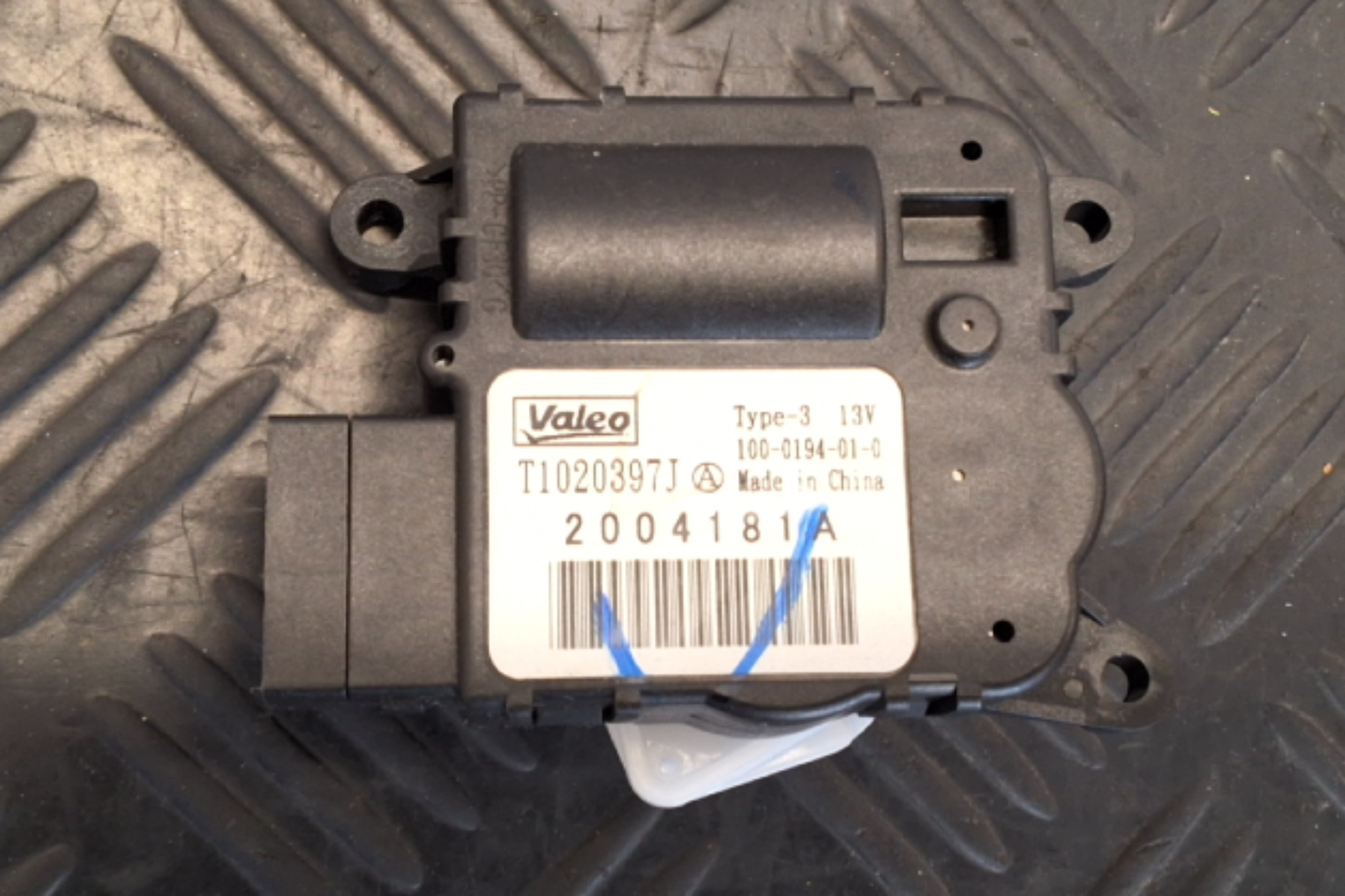 Opel Vivaro  stellmotor Heckklappe