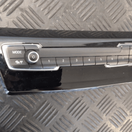 BMW 216 BMW 216 Radiobedienteil