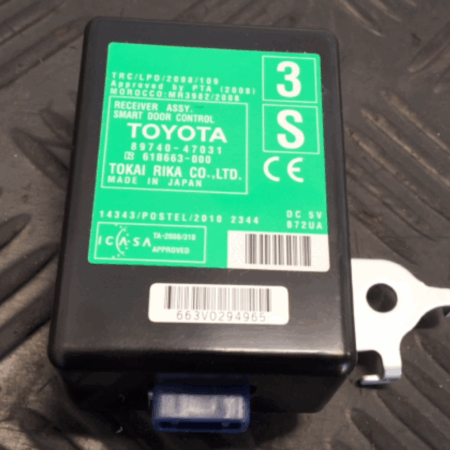 Toyota Prius  Steuergerät sonstige