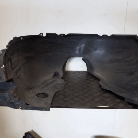 VW Touran front wheel arch shell