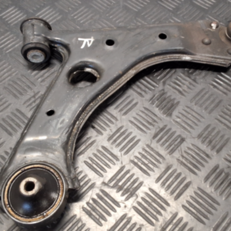 Opel Corsa  Querlenker vorn rechts