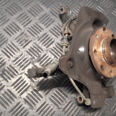 Opel Corsa  Achsschenkel vorn rechts