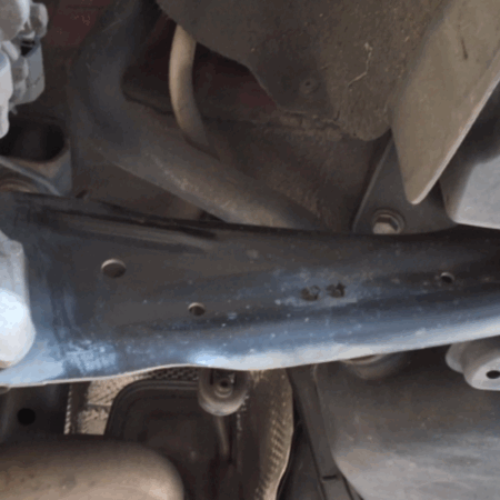 VW Touran  Querlenker hinten rechts