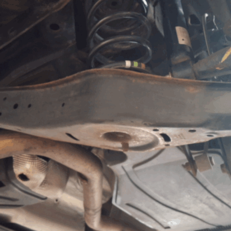 Skoda Superb  Querlenker hinten rechts